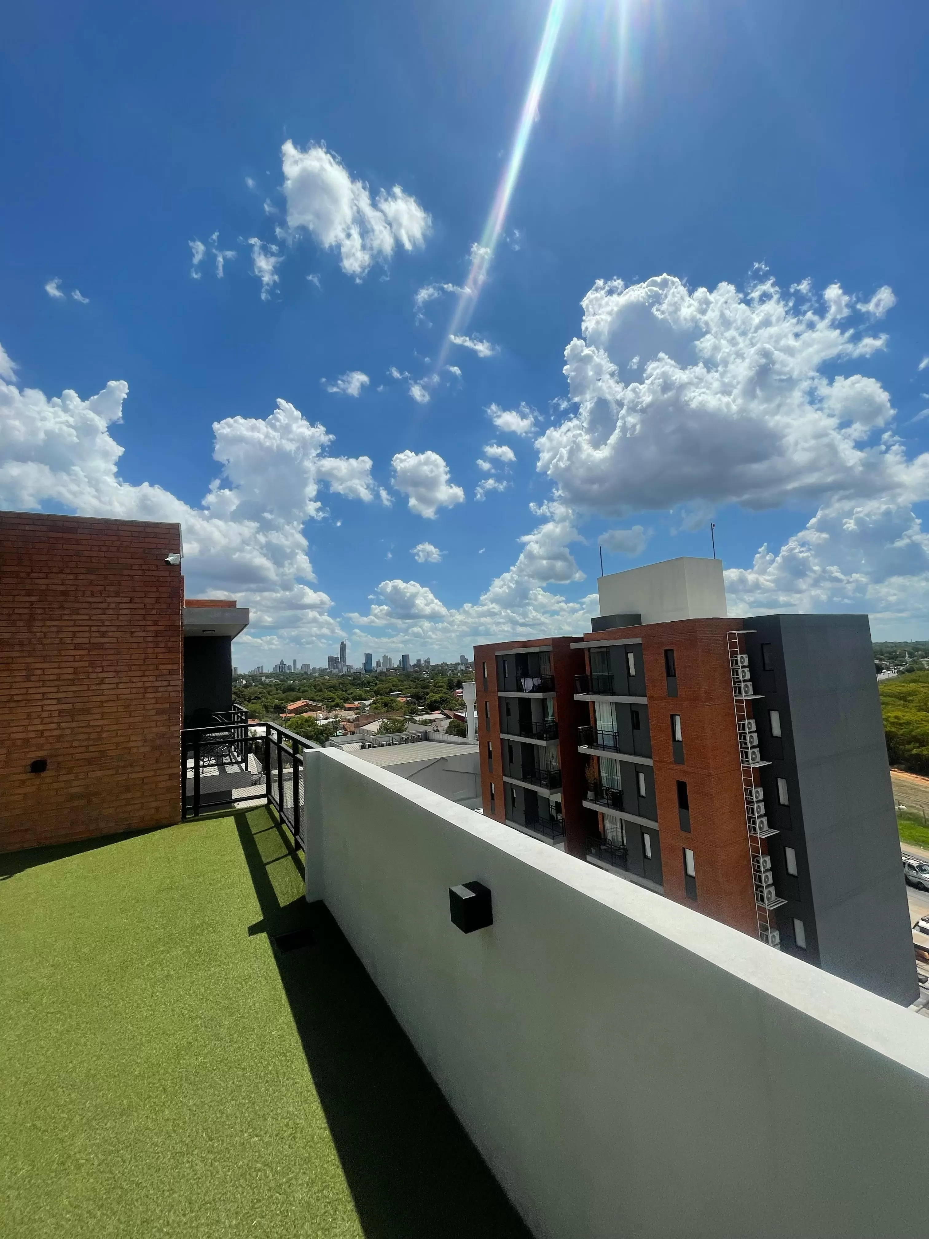 Departamento a estrenar con amenities en Insignia Soho 2, Luque