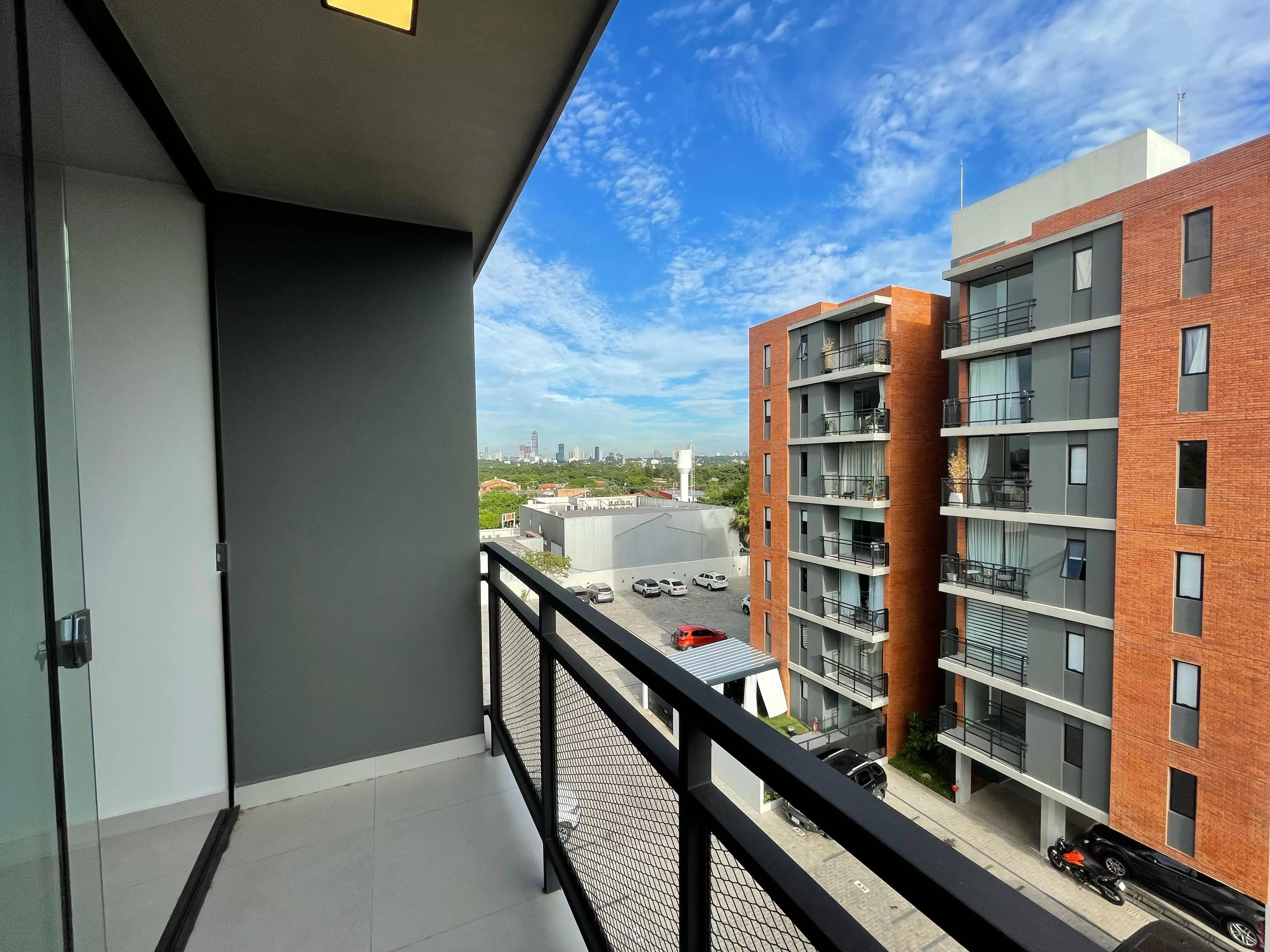 Departamento a estrenar con amenities en Insignia Soho 2, Luque