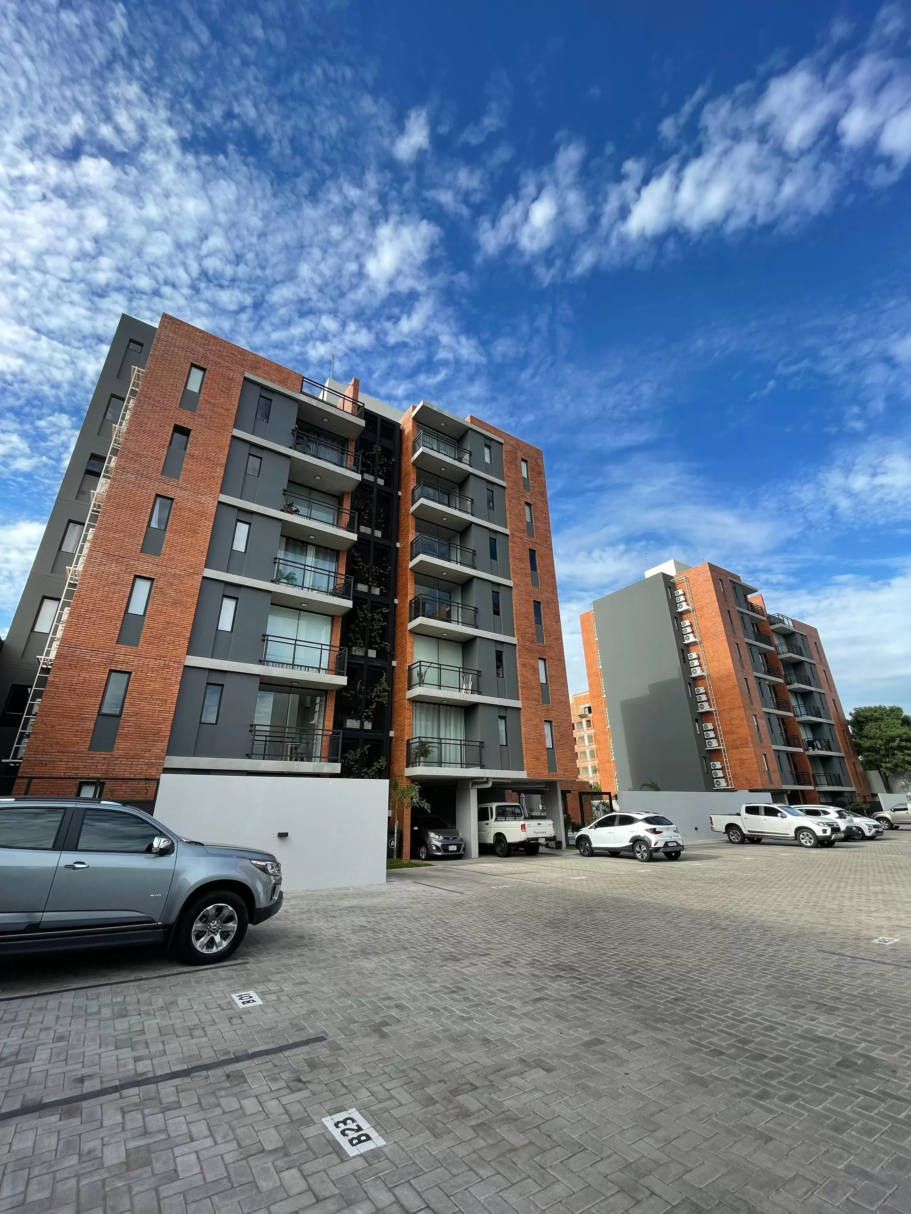 Departamento a estrenar con amenities en Insignia Soho 2, Luque
